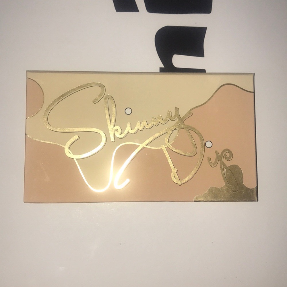 Kylie Jenner Skinny Dip Face Duo